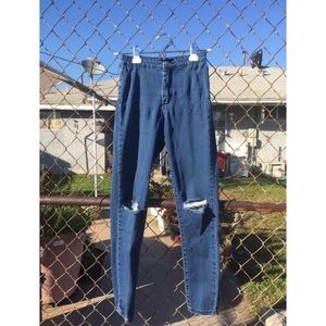 High waisted jeans